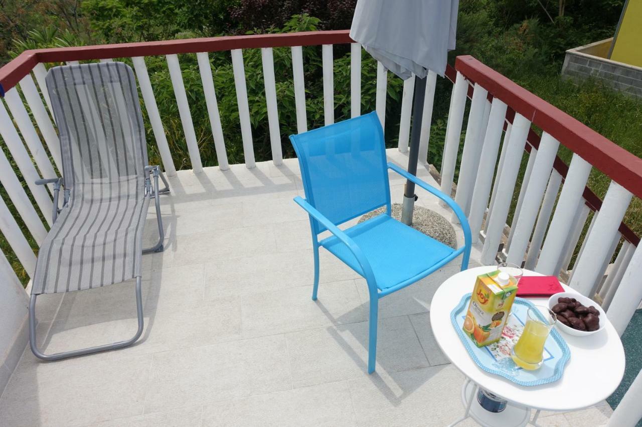 Apartman Joy Nin Exterior photo